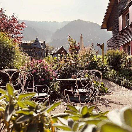 Alpen Hotel Post Au (Vorarlberg) Eksteriør bilde