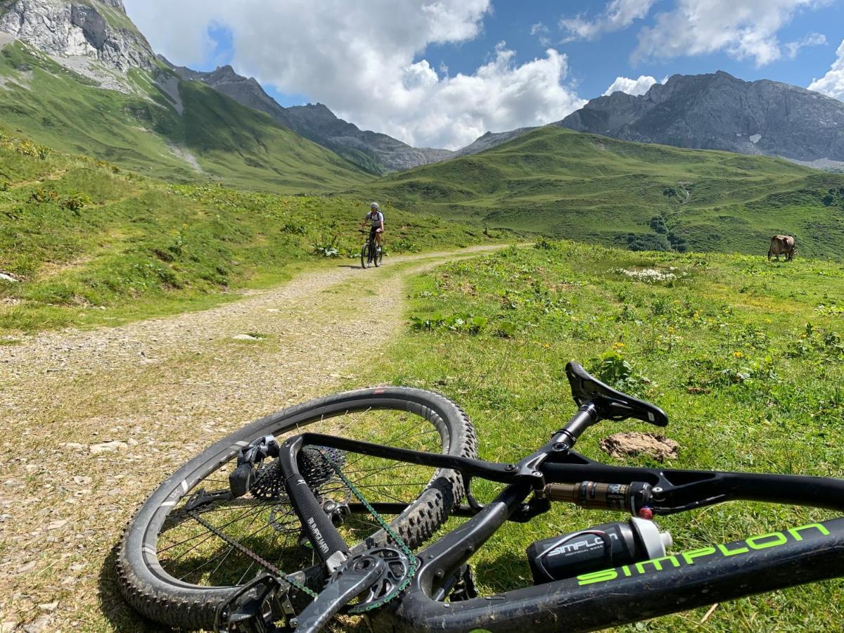 Alpen Hotel Post Au (Vorarlberg) Eksteriør bilde