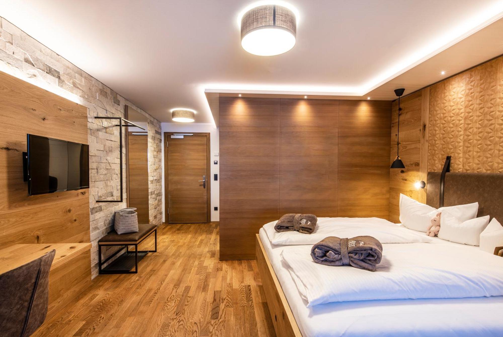 Alpen Hotel Post Au (Vorarlberg) Eksteriør bilde